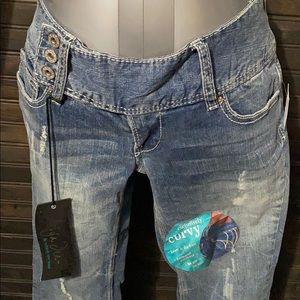 Light blue Ariya Curvy faded and ripped jeans